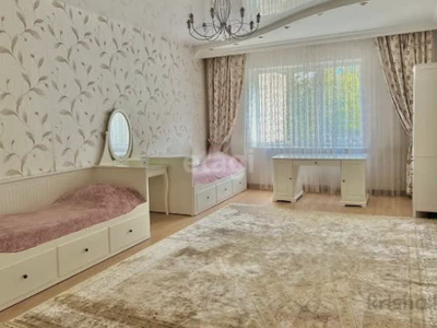 Продажа 3-комнатной квартиры, 126 м, Туран, дом 14