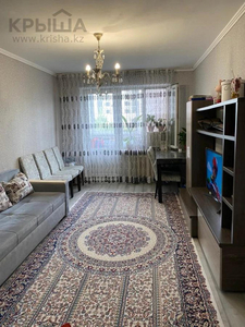 2-комнатная квартира, 42 м², 4/4 этаж, Манаса 60 — Габдуллина