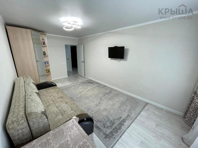 2-комнатная квартира, 48 м², 2/5 этаж, мкр 5, Есет Батыра