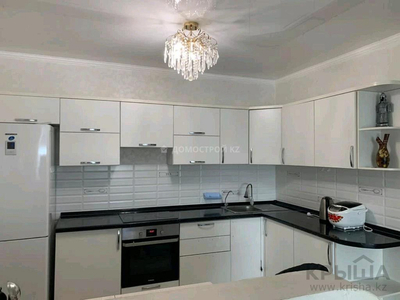 2-комнатная квартира, 50 м², 7/9 этаж, Кордай 87 — Азербаева