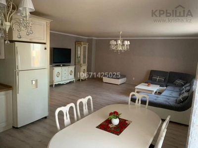 3-комнатная квартира, 137 м², 11/12 этаж, Республики 1/3 — Гапеева