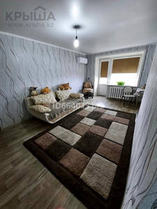 3-комнатная квартира, 58 м², 4/4 этаж, Ленина 36