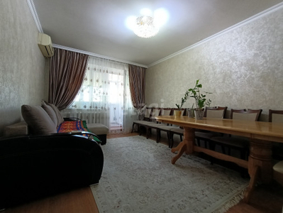 Продажа 3-комнатной квартиры, 60 м, Рыскулбекова, дом 27