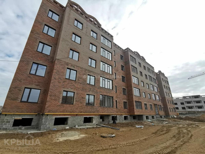 3-комнатная квартира, 93.2 м², 3/5 этаж, мкр. Батыс-2 49Г