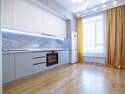 4-комнатная квартира, 92 м², 3/9 этаж, проспект Туран 42