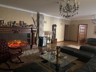 7-комн. квартира , 300м² , 1/12 этаж