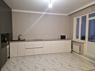 Продажа 3-комнатной квартиры, 101 м, Кенесары, дом 4 - Кумисбекова