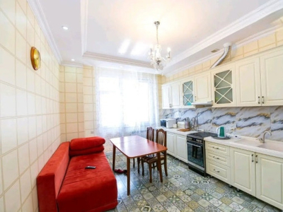 Продажа 4-комнатной квартиры, 177 м, Керей, Жанибек хандар, дом 28