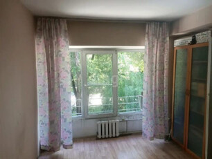 Продажа 2-комнатной квартиры, 45 м, Акпаева, дом 59