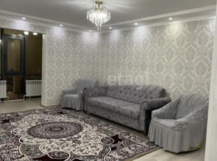 Продажа 2-комнатной квартиры, 63 м, Ауэзова, дом 5