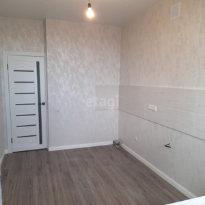 Продажа 2-комнатной квартиры, 37 м, Райымбек батыра, дом 54