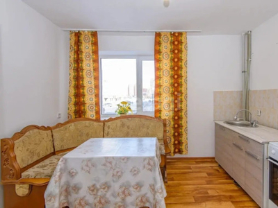 Продажа 2-комнатной квартиры, 67 м, Болекпаева, дом 13