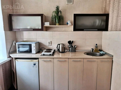 1-комнатная квартира, 32 м², 1/5 этаж, Кайсенова 117 — Ауэзова