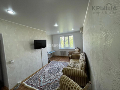 2-комнатная квартира, 42 м², 5/5 этаж, 4 мкр 14