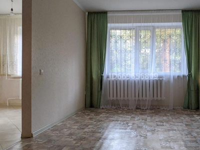 2-комнатная квартира, 43.8 м², 1/5 этаж, Царева 12