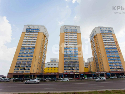 2-комнатная квартира, 48 м², 12/17 этаж, К. Азербаева 47