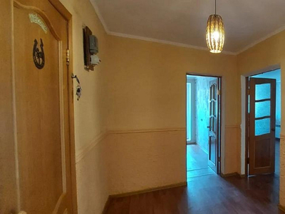 2-комнатная квартира, 49.5 м², 2/2 этаж, Мкр Лесхоз 22