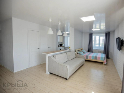 2-комнатная квартира, 54 м², 9/12 этаж, Славского 16