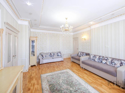 3-комнатная квартира, 128 м², 11/22 этаж, Нажимеденова 10