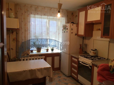 3-комнатная квартира, 63 м², 8/10 этаж, мкр 8 58