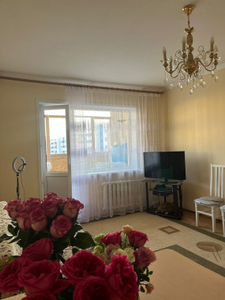 Продажа 3-комнатной квартиры, 85 м, Шахтеров, дом 74