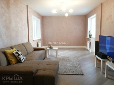 3-комнатная квартира, 89.3 м², 3/10 этаж, мкр Каргалы, Кенесары хана 54