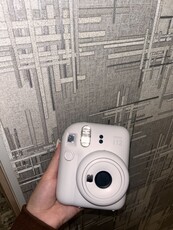 Instax mini 12, состояние отличное