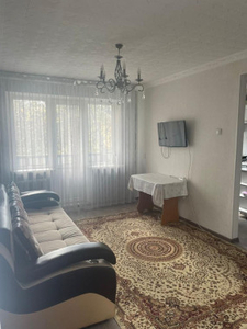 Продажа 1-комнатной квартиры, 32 м, Ержанова