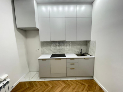 Продажа 1-комнатной квартиры, 37 м, Казыбек би, дом 9