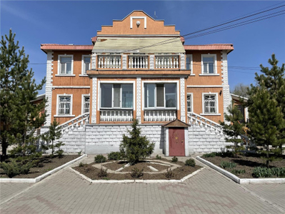 Продажа 8-комнатного дома, 600 м, Стартовый пер., дом 6