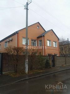 15-комнатный дом, 700 м², 11 сот., Переулок Дальний 17