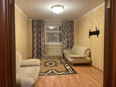 Продажа 2-комнатной квартиры, 65 м, Сатпаева, дом 31