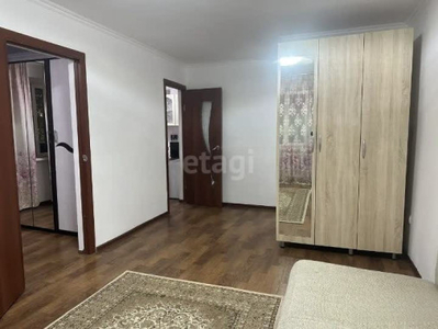 Продажа 2-комнатной квартиры, 41 м, Ауэзова, дом 165