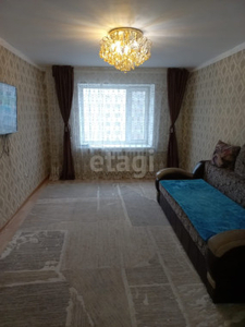 Продажа 2-комнатной квартиры, 60 м, Азербаева, дом 8