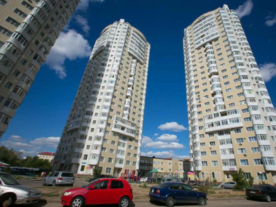 Продажа 2-комнатной квартиры, 95 м, Абая, дом 10