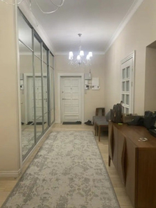 Продажа 3-комнатной квартиры, 112 м, Айманова, дом 65