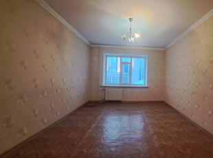 Продажа 2-комнатной квартиры, 72 м, Абая