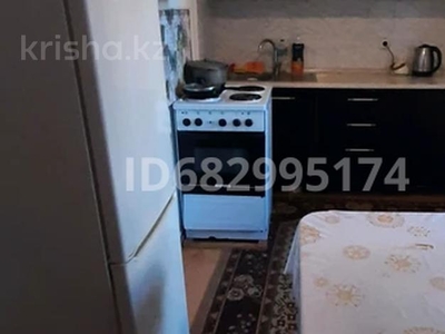 2-комнатная квартира, 55 м², 1/5 этаж помесячно, мкр Пригородный 105/1