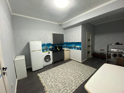 Продажа 1-комнатной квартиры, 35 м, Оспанова