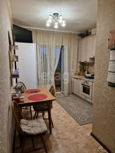 Продажа 2-комнатной квартиры, 48 м, Байзакова, дом 190