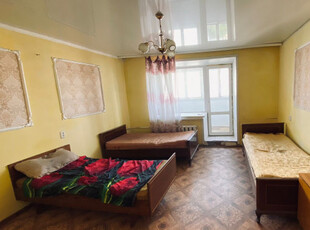 Продажа 3-комнатной квартиры, 70 м, Муканова