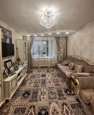 Продажа 3-комнатной квартиры, 76 м, Азербаева, дом 8