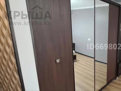 1-комнатная квартира, 40 м², 4/5 этаж, Жилгородок, Махамбета 125