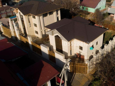 10-комнатный дом, 400 м², 6 сот., мкр Атырау