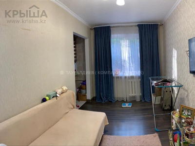 2-комнатная квартира, 43 м², 1/4 этаж, 2-й мкр — Жубанова