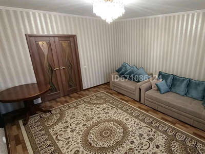 2-комнатная квартира, 68 м², 8/9 этаж, Мустафина 13/1