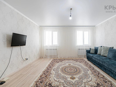 2-комнатная квартира, 69 м², 10/10 этаж, Розы Баглановой 3