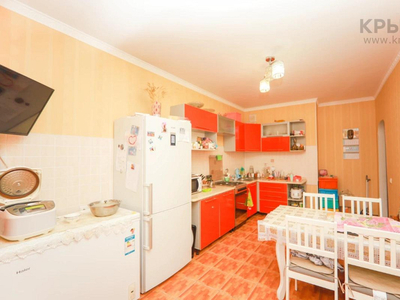 2-комнатная квартира, 80 м², 10/17 этаж, Пушкина 25к3