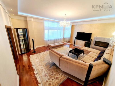 3-комнатная квартира, 137.8 м², 11/26 этаж, Динмухамеда Кунаева 12