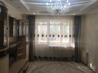 3-комнатная квартира, 74 м², 1/9 этаж, Райымбека 241